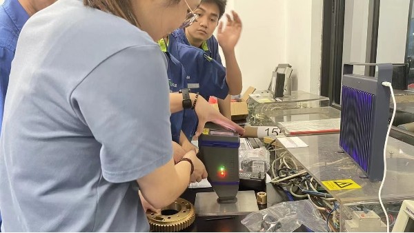 醫療機械設備生產企業采購手持光譜儀xSORT保證產品的優質可靠性